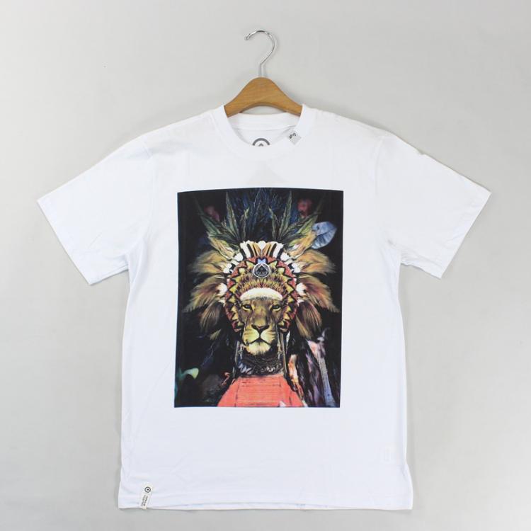 Camiseta LRG Lion Branca
