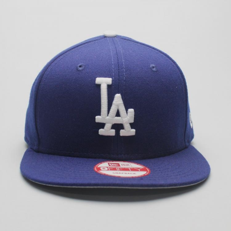 Boné New Era 9FIFTY Snapback Basic Los Angeles Dodgers Marinho