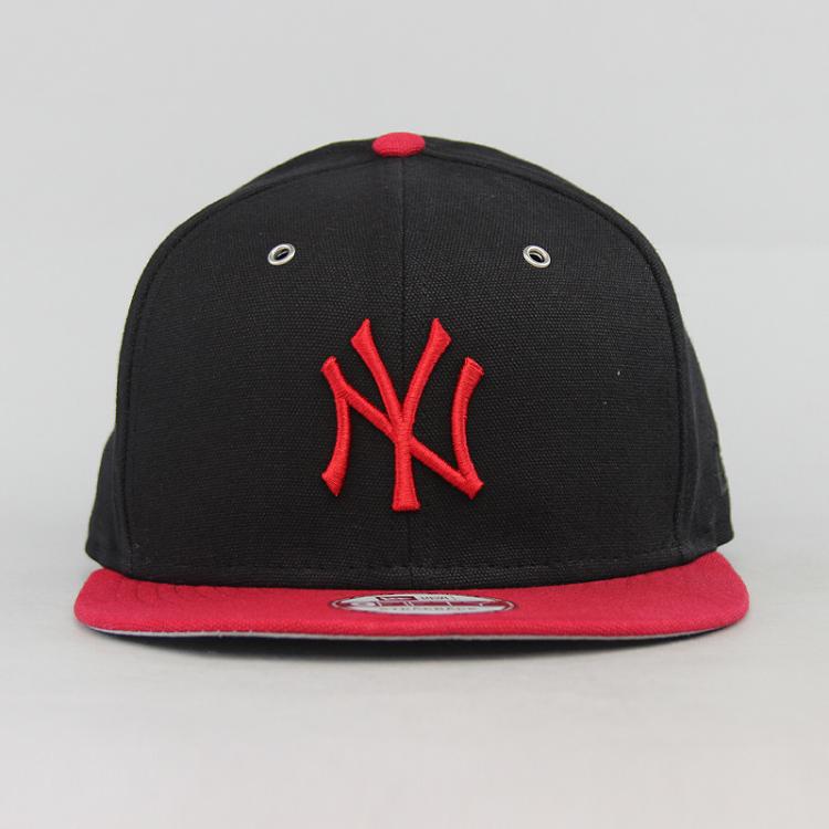 Boné New Era Strapback New York Yankees Preto/Vermelho