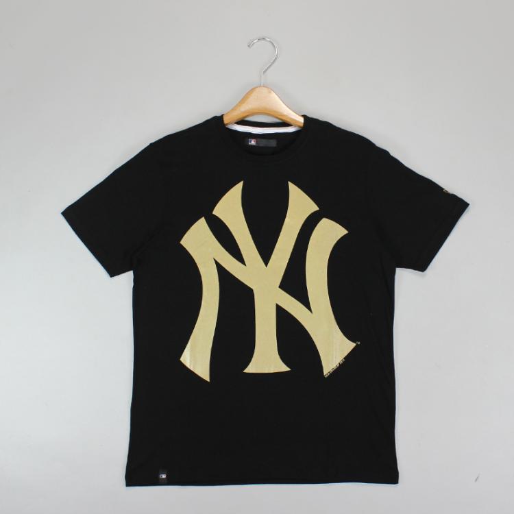 Camiseta New Era New York Yankees Preta/Dourado