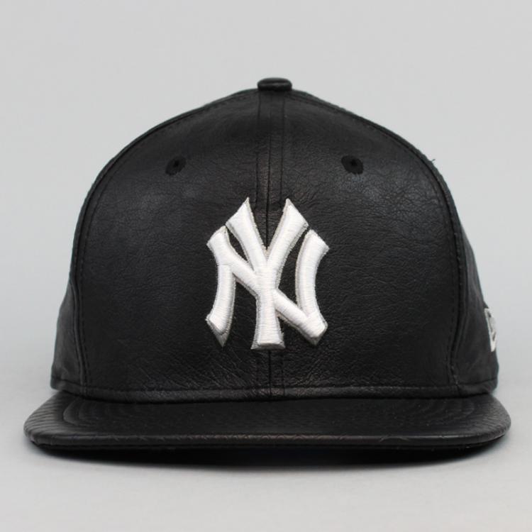 Boné New Era 9FIFTY Strapback Leather New York Yankees Preto