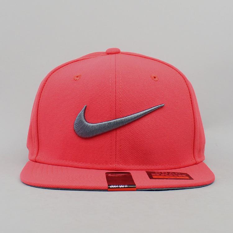 Boné Nike Snapback Vermelho