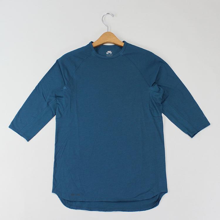 Camiseta Nike Skyline 3/4 Azul 