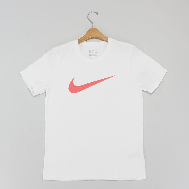 Camiseta Nike Chest Branca