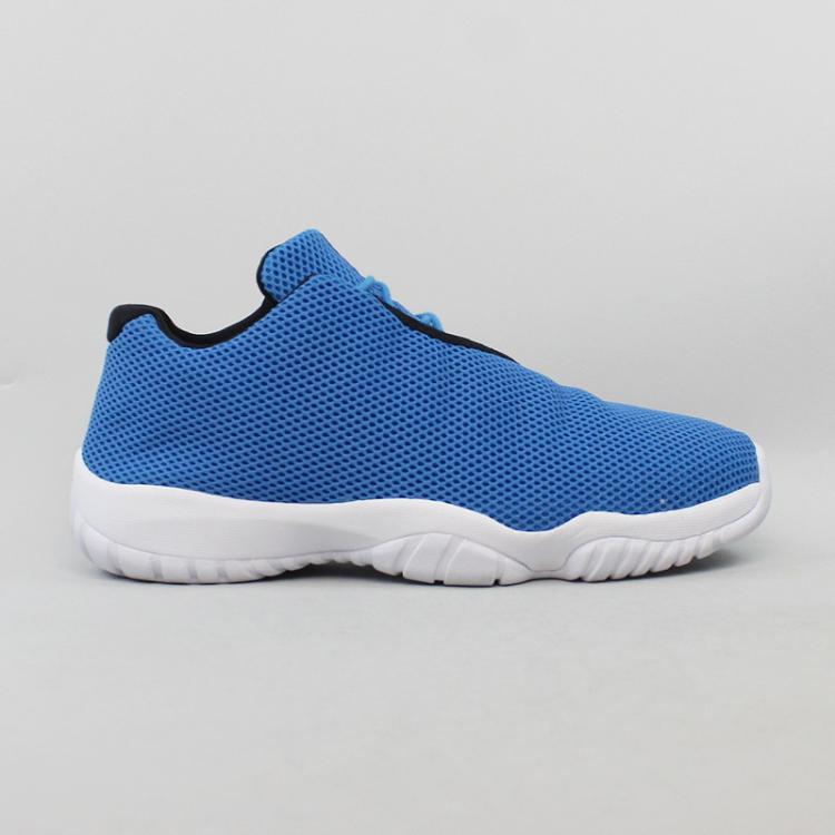 Tênis Nike Air Jordan Future Low Azul