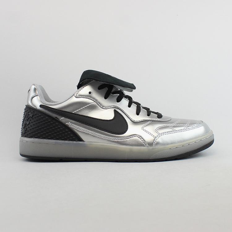 Tênis Nike Tiempo 94 Prateado