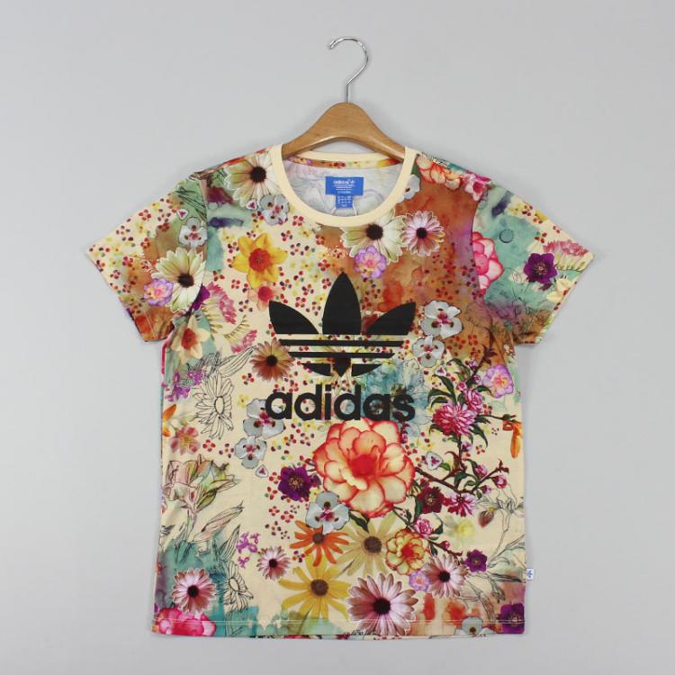 Camiseta Adidas x Farm Feminina Floral