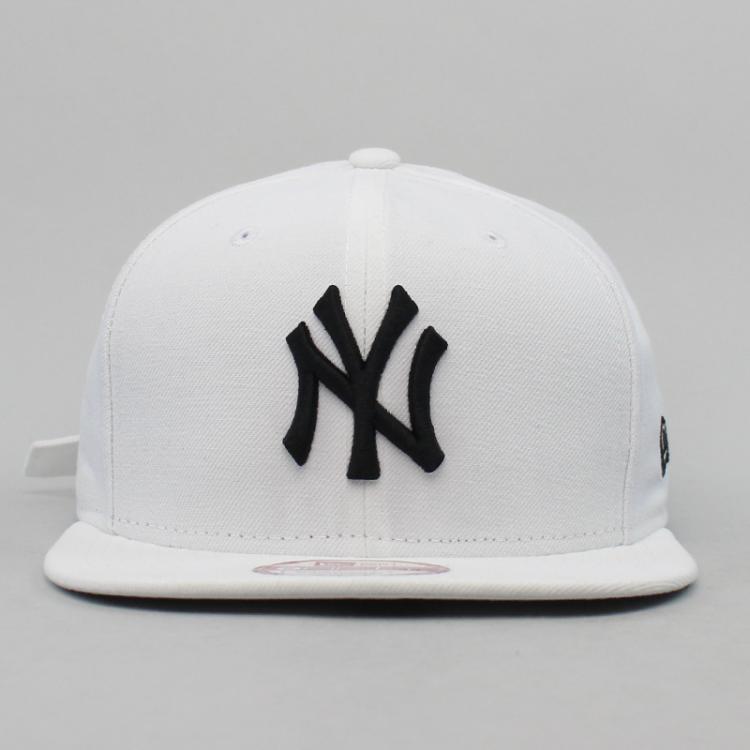 Boné New Era Strapback New York Yankees Branco 