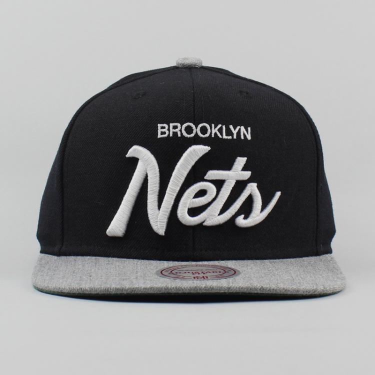 Boné Mitchell & Ness Snapback NBA Brooklyn Nets Preto