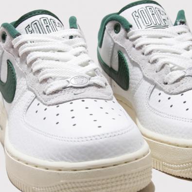 Tênis Nike Air Force 1 '07 Women's ''Summit White And Gorge Green''